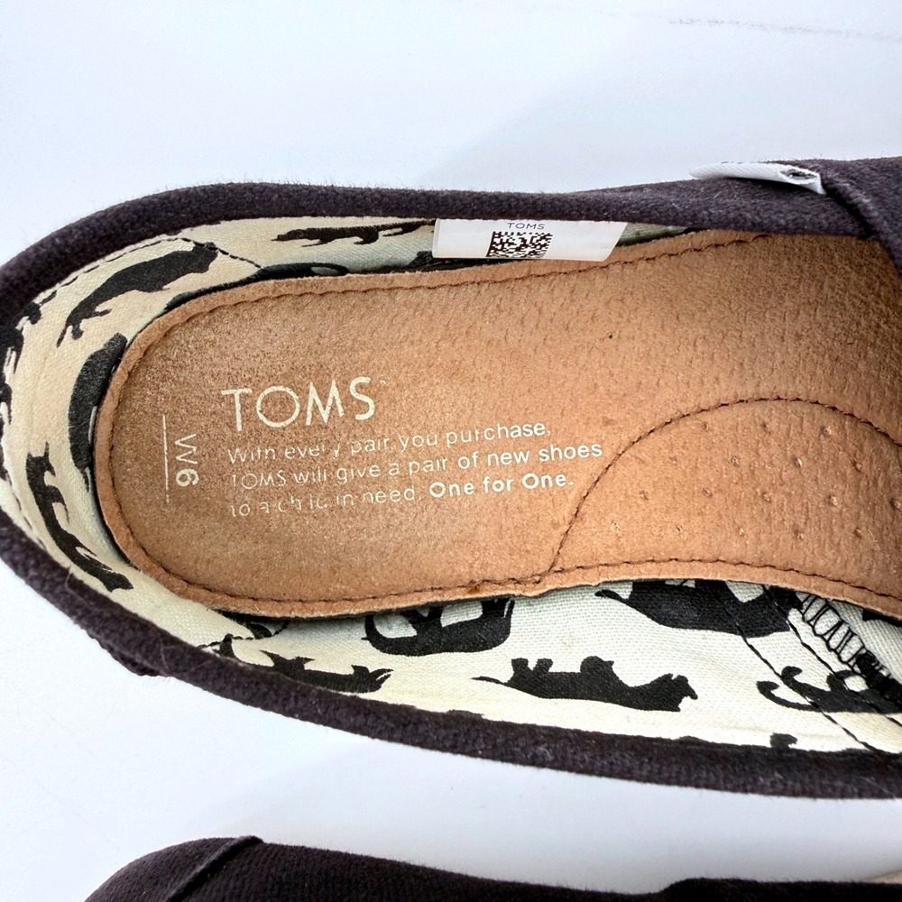 TOMS Black Canvas Classic Alpargata Slip On Shoes Women's Size 6 Comfy Vacation - Picture 4 of 8
